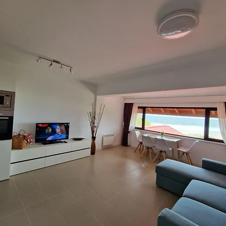 Infinity View 7