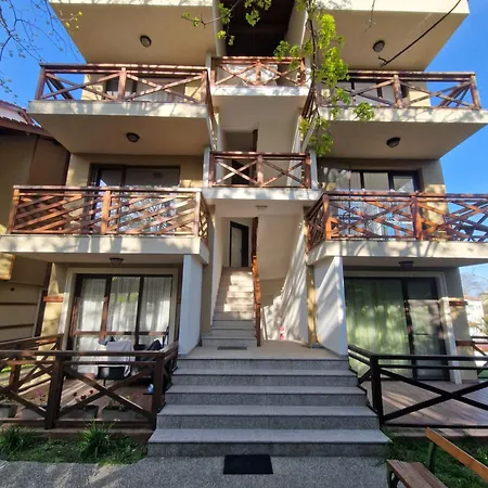Апартаменты Infinity View 7 *